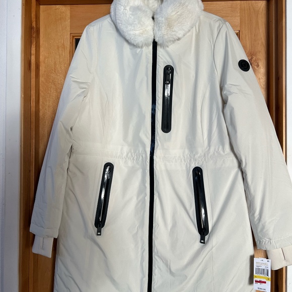 Michael Kors Women's Faux-Fur-Trim Anorak Raincoat - Picture 2 of 9